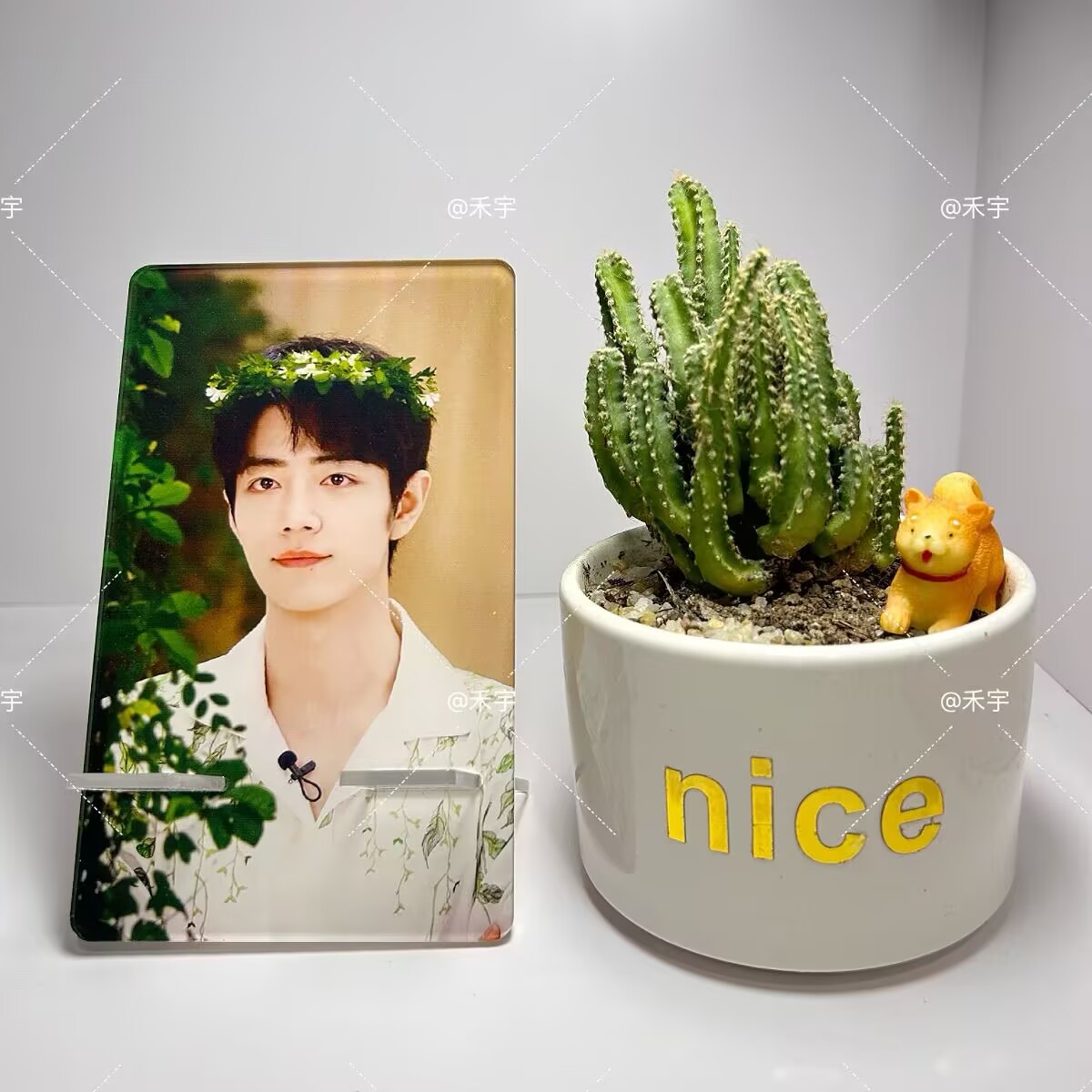 Xiao Zhan's mobile phone stand – Accessories With Watch recenzja i cena