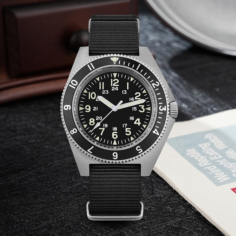 Watchdives WD1972 Quartz Watch – Accessories With Watch recenzja i cena